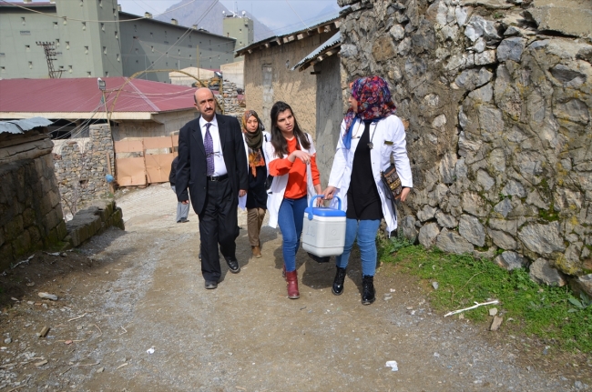 Yüksekova’nın sağlık görevlileri 24 saat hizmete hazır